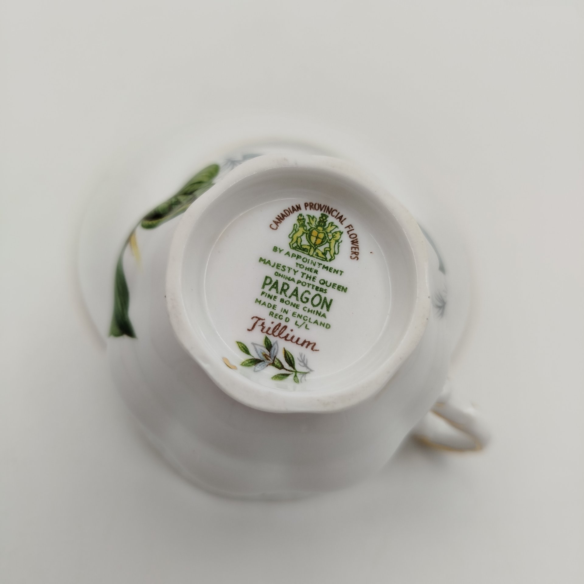 Кофейная пара "Canadian flowers" ("Канадские цветы"), фарфор, деколь, золочение, Paragon, Великобритания, 1970-1992 гг., Paragon