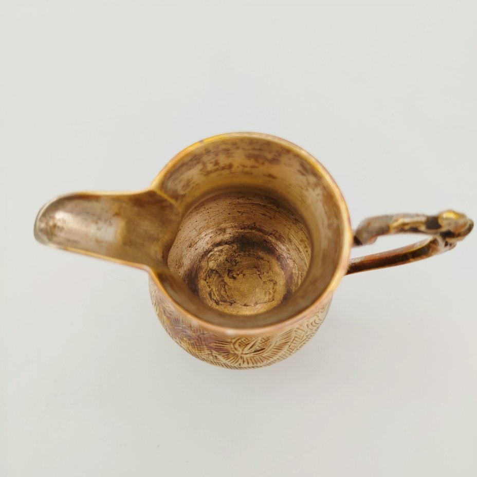 Молочник в восточным стиле с флоральным декором