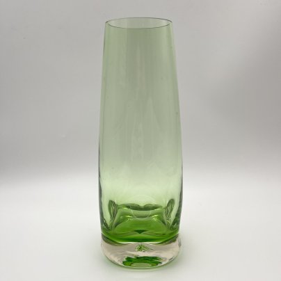 Ваза с фигурным основанием, стекло, Европа, 1980-2000 гг.