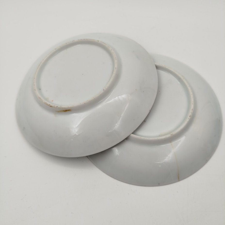 Набор из 2 чайных пар с декором из полевых цветов, фарфор, крытье, деколь, золочение, Российская империя, 1880-1910 гг.