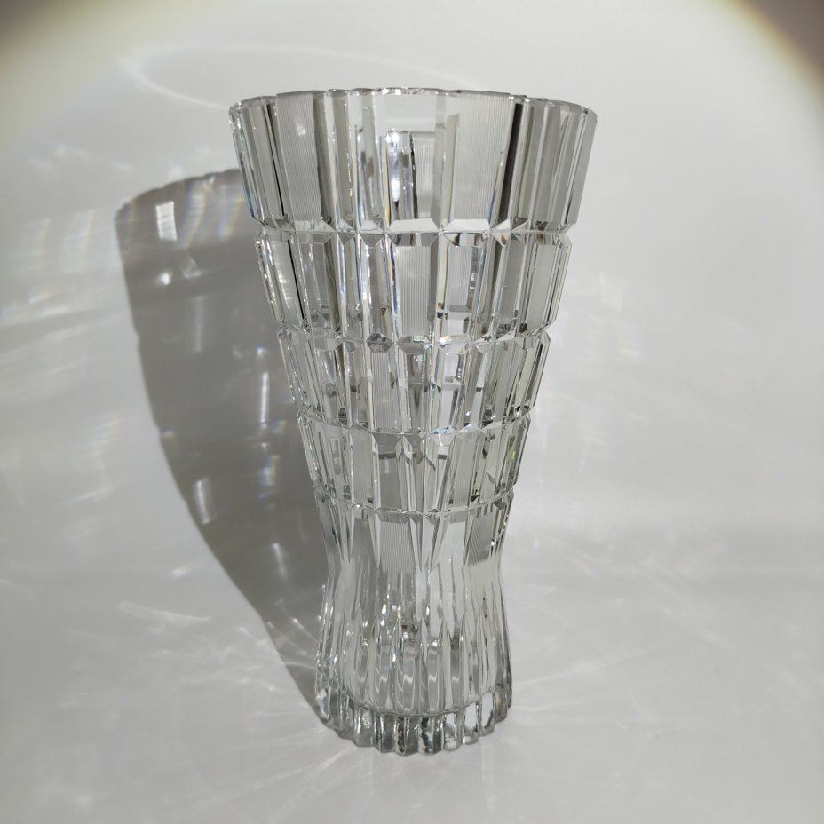 Ваза для цветов с рельефным геометрическим декором, хрусталь, алмазная грань, ГДР, 1970-1980 гг.