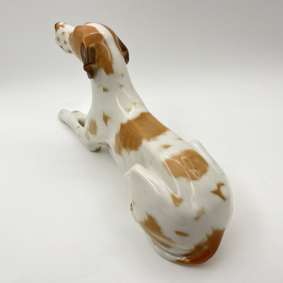 Статуэтка "Пойнтер", скульптор И.И. Ризнич, фарфор, роспись, Ленинградский фарфоровый завод (ЛФЗ), СССР, 1970-1992 гг.