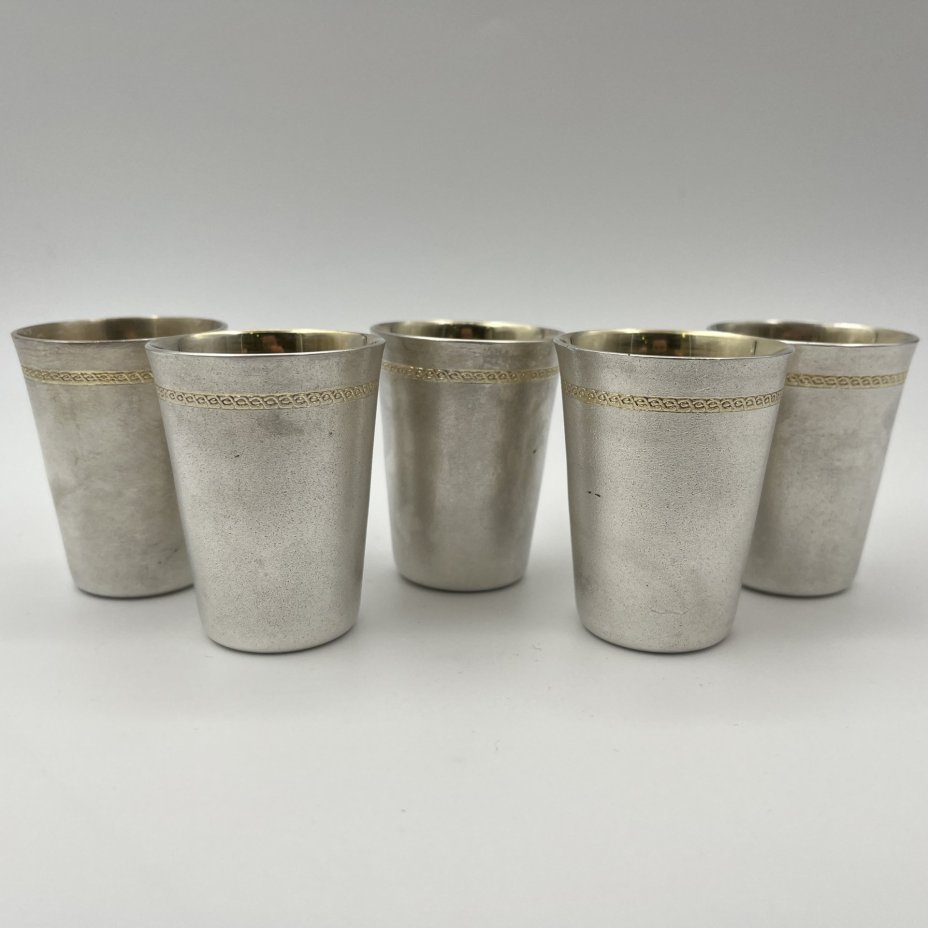 Набор из 5 стопок с геометрическим декором, мельхиор (медь-никель), СССР, 1970-1990 гг.