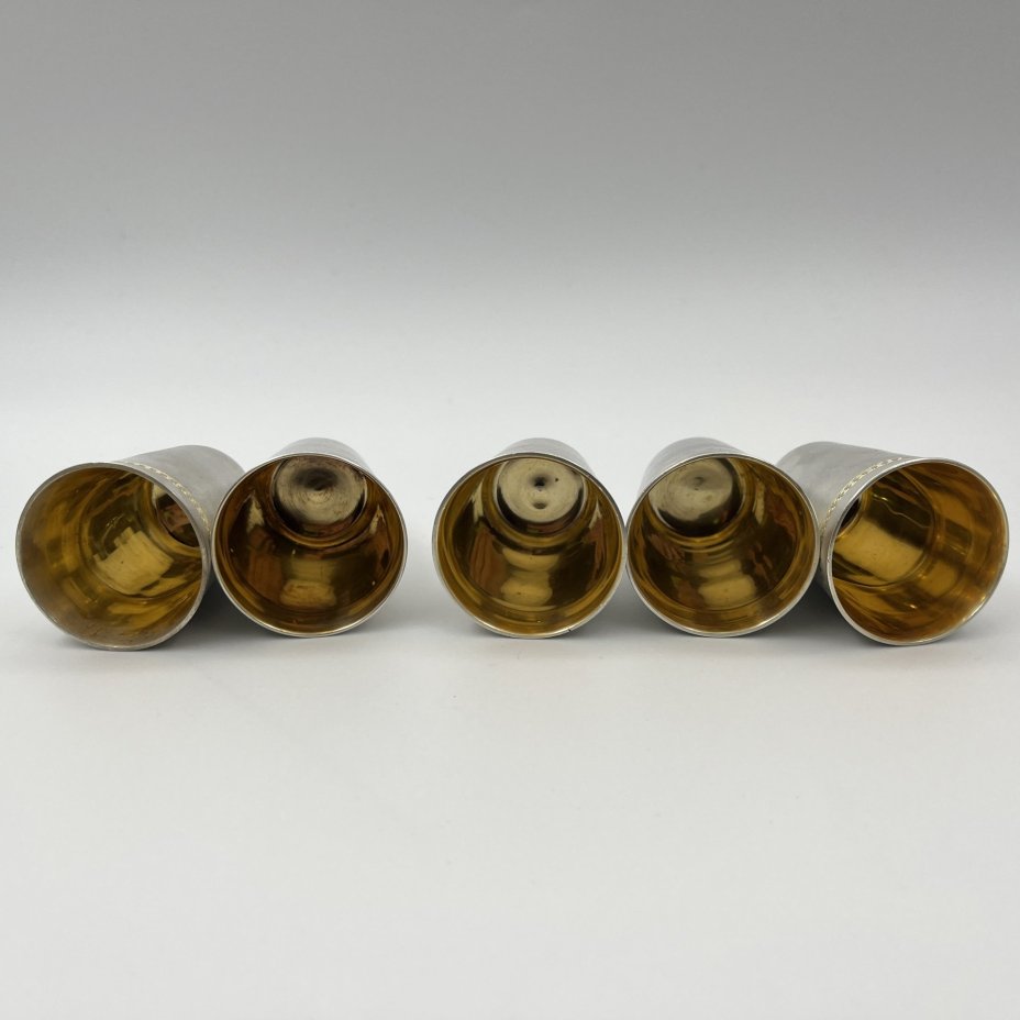 Набор из 5 стопок с геометрическим декором