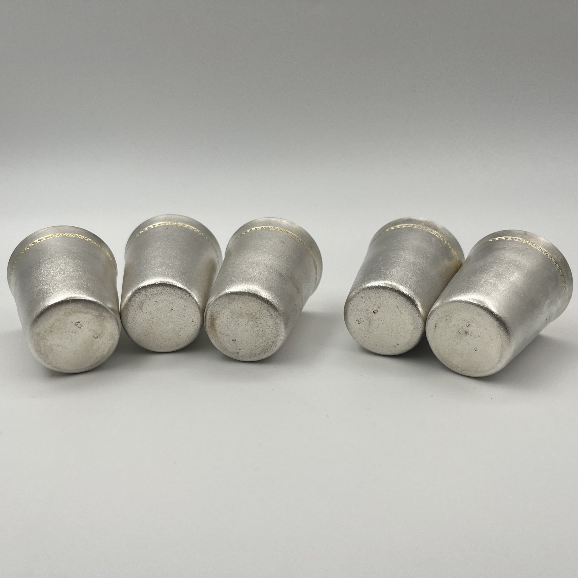 Набор из 5 стопок с геометрическим декором, мельхиор (медь-никель), СССР, 1970-1990 гг.