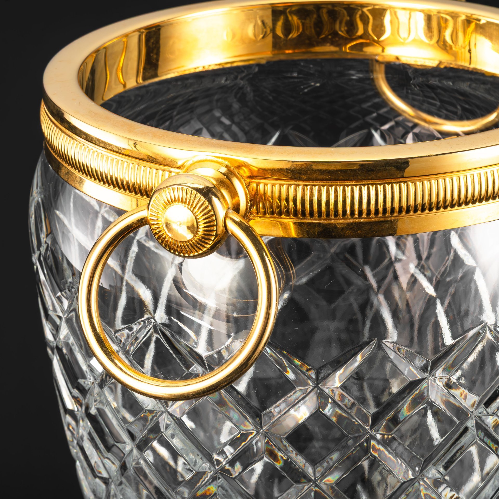 Ведро для шампанского с золотистой окантовкой, стекло, резьба, металл, Западная Европа, 1970-1990 гг.