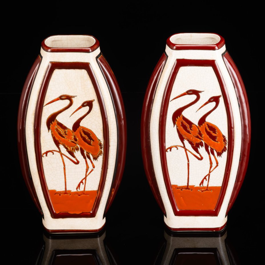 Парные вазы в стиле Art Deco, украшенные изображением цапель, Keralouve La Louviere, фаянс, кракле, эмали, Бельгия, 1930-1950 гг.