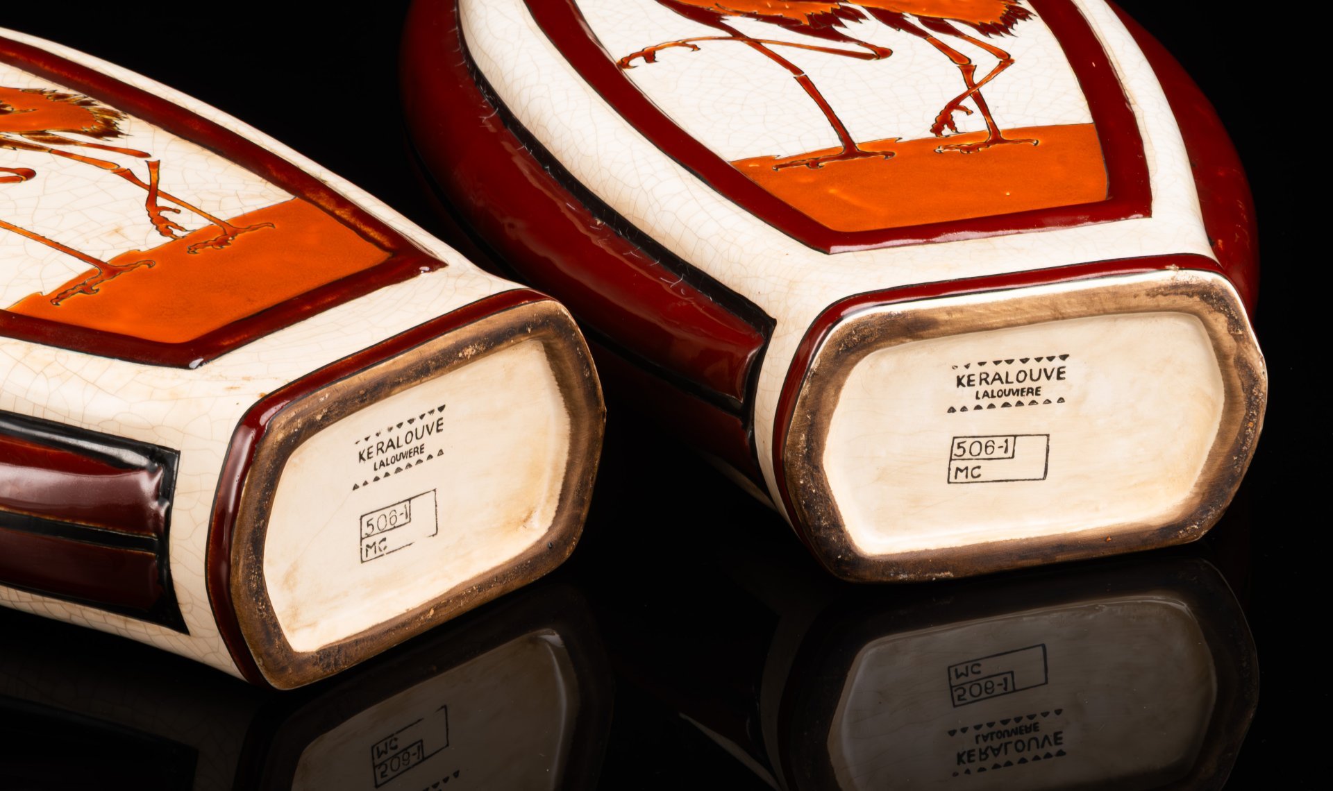 Парные вазы в стиле Art Deco, украшенные изображением цапель, Keralouve La Louviere, фаянс, кракле, эмали, Бельгия, 1930-1950 гг.