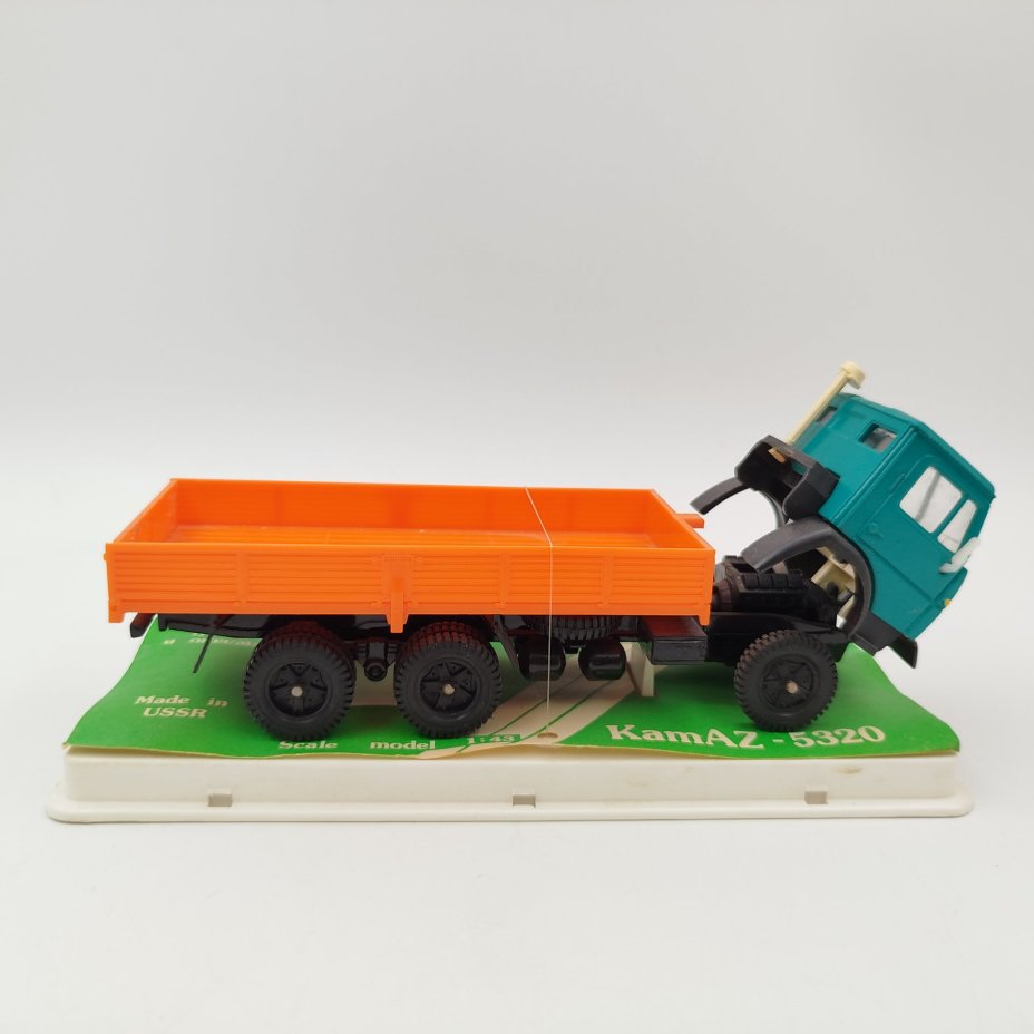 Модель автомобиля "КАМАЗ 5320", металл, пластик, СССР, 1980-1991 гг.