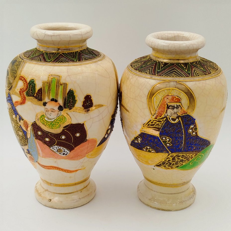 Парные вазы с изображением сцен "Архаты", Сацума (薩摩, Satsuma)