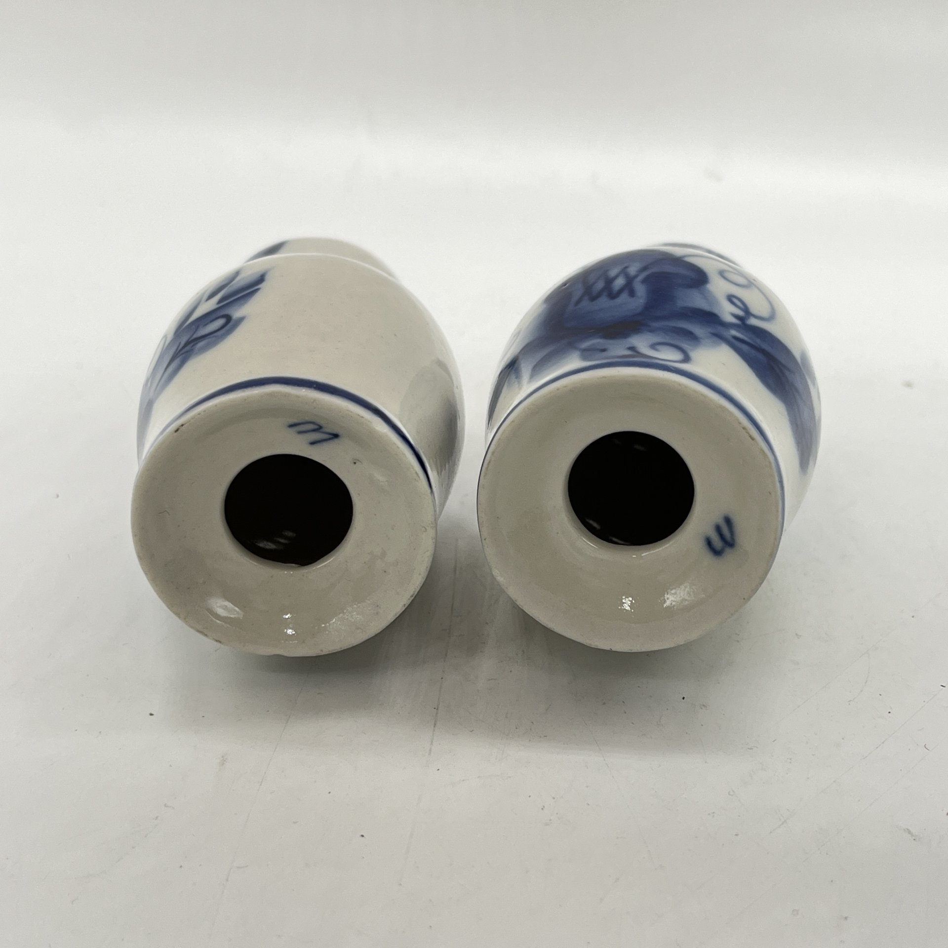 Набор для специй из перечницы и солонки "Матрешки", Гжель