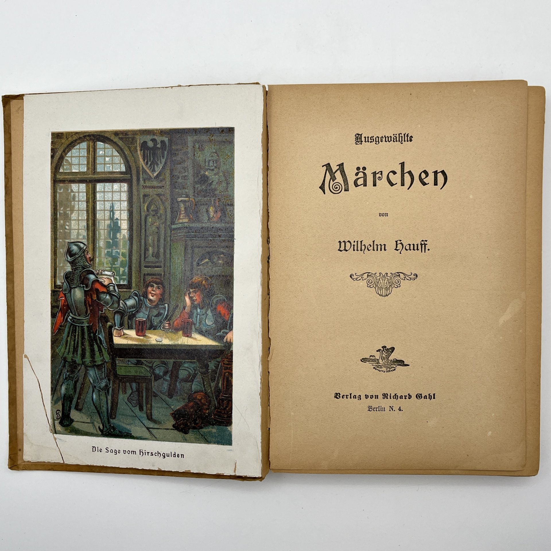 Книга для детей на немецком языке Wilhelm Hauff (Вильгельм Гауф) "Hauffs Marchen" ("Сказки Гауфа"), бумага, печать, Германия, 1920-1930 гг.