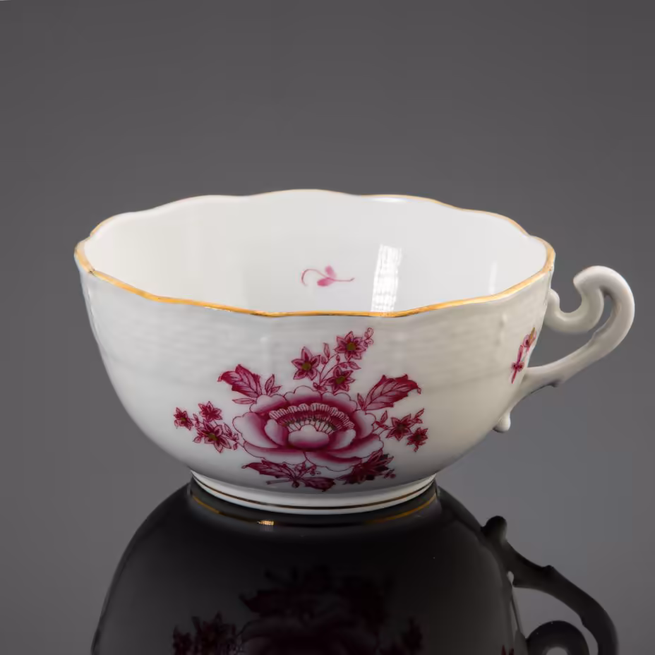 Чашка чайная "Nanking bouquet" с цветочным декором в пурпурной гамме, Herend (Херенд)
