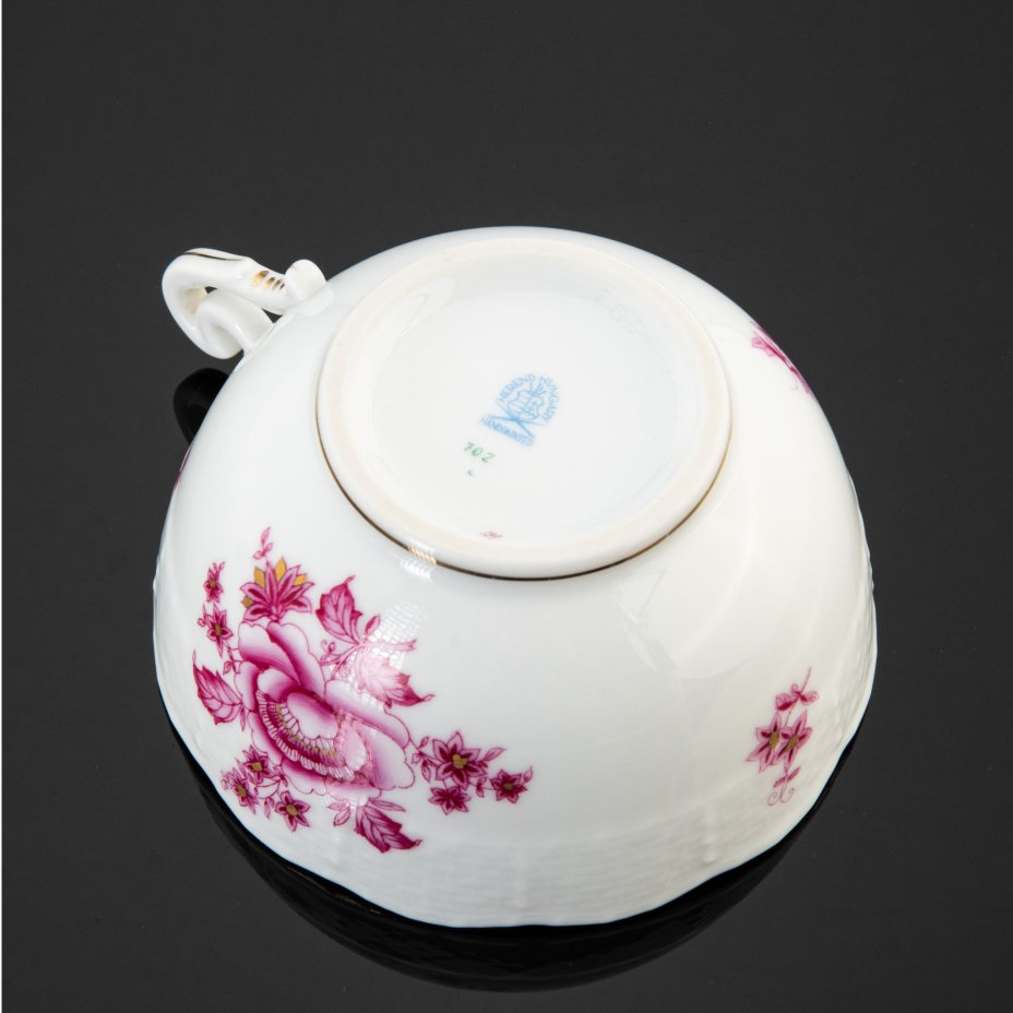 Чашка чайная "Nanking bouquet" с цветочным декором в пурпурной гамме, Herend (Херенд)