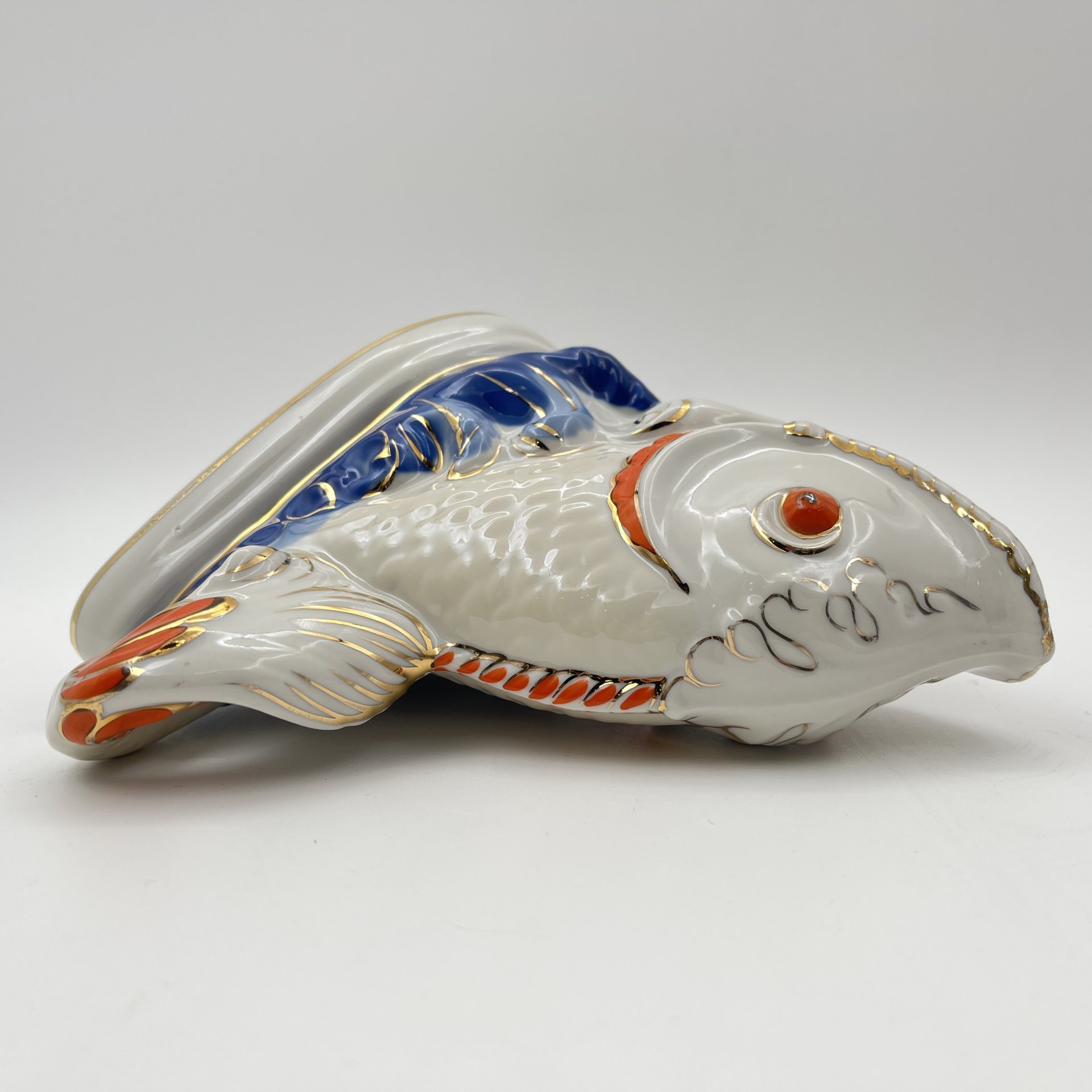 Салфетница "Рыба", фарфор, роспись, золочение, Коростенский фарфоровый завод (КФЗ), СССР, 1960-1990 гг.