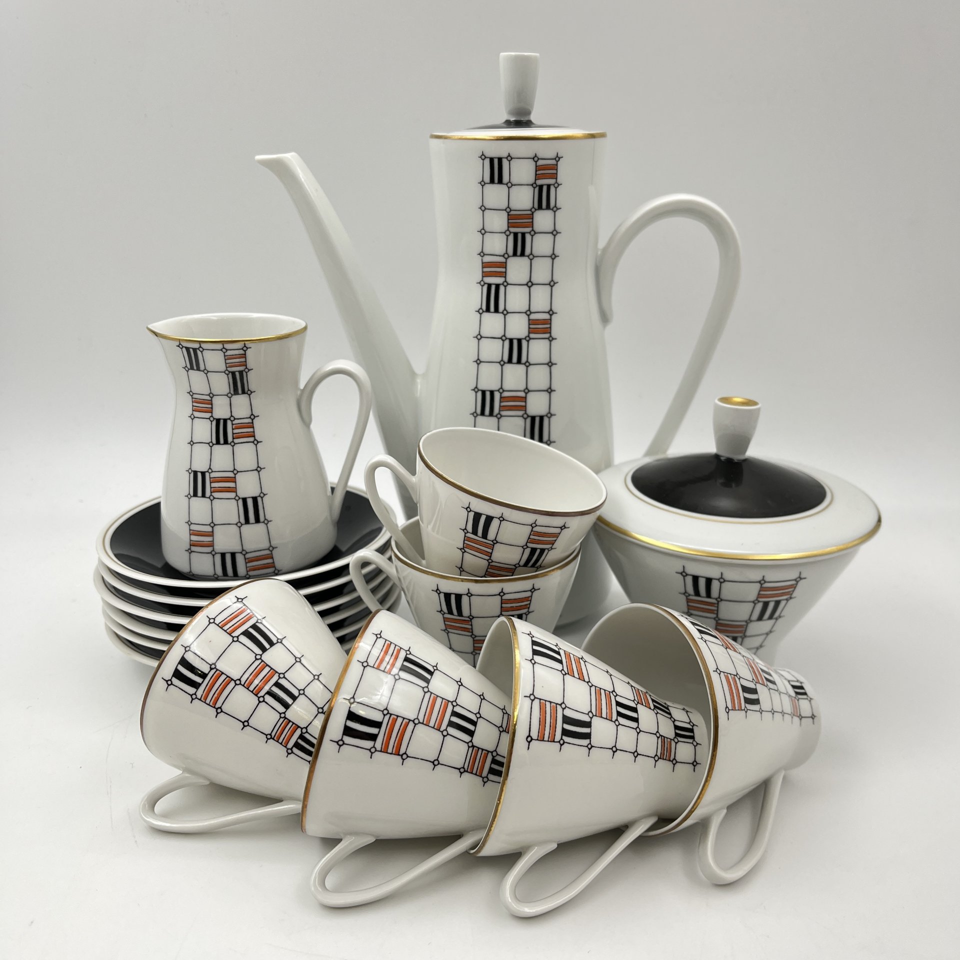 Сервиз кофейный с геометрическим декором, на 6 персон (15 предметов)