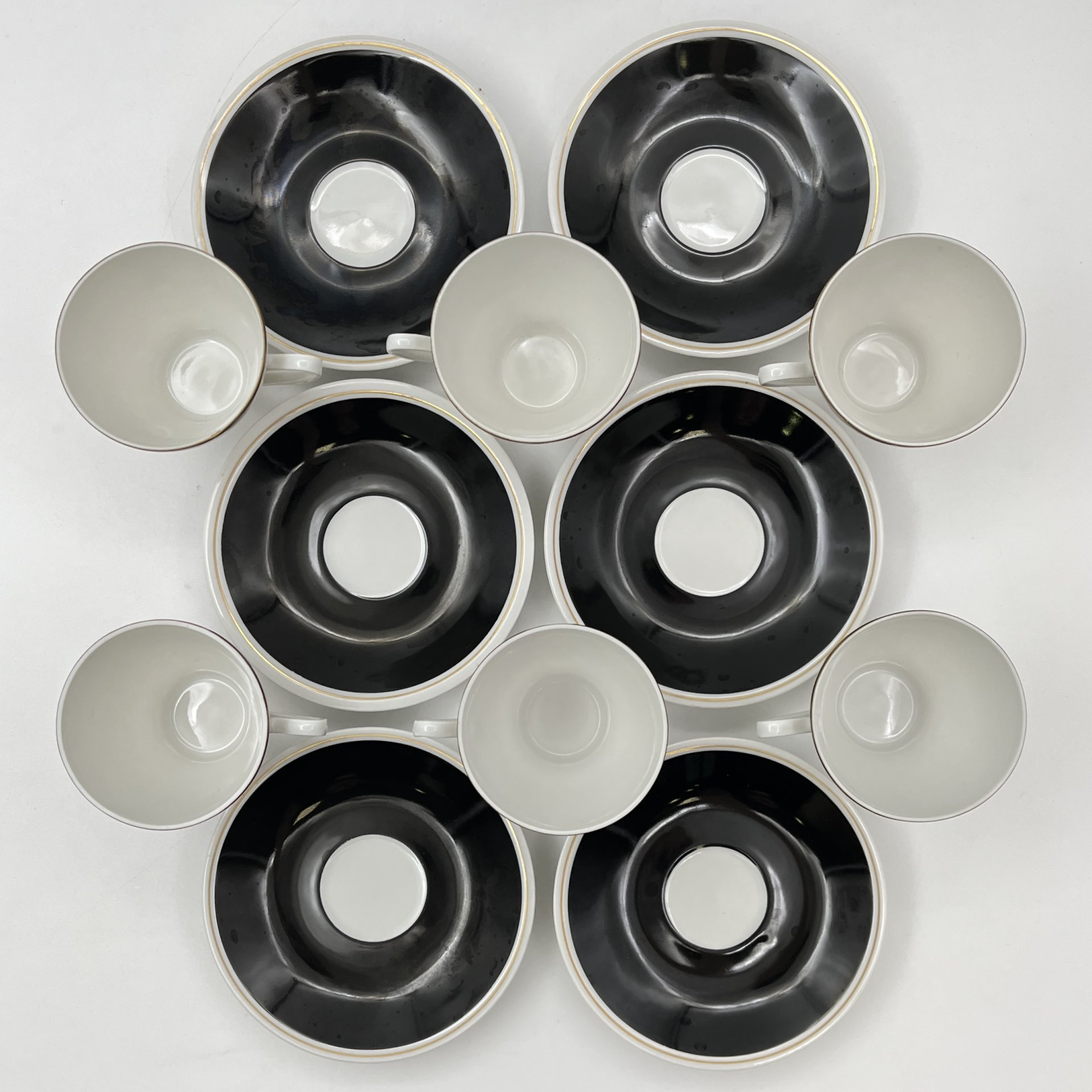 Сервиз кофейный с геометрическим декором, на 6 персон (15 предметов)