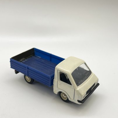 Модель грузовика РАФ-220, масштаб 1:43