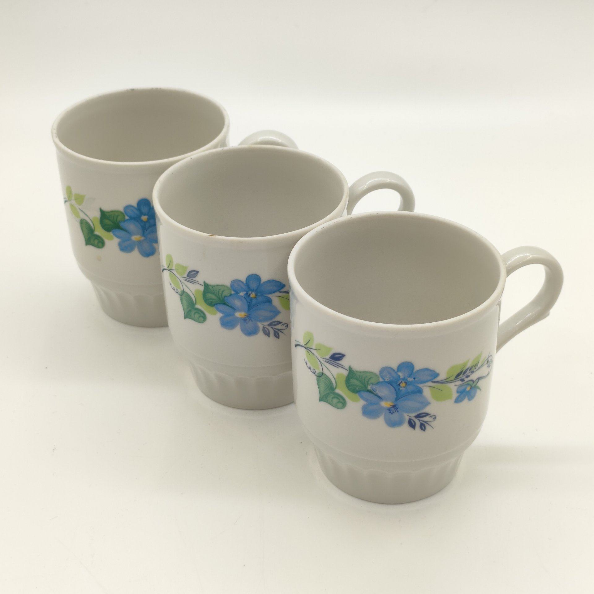 Набор из 3-х чашек с цветочным декором, фарфор, деколь, Дулевский фарфоровый завод (Дулёво), Российская Федерация, 1990 г.