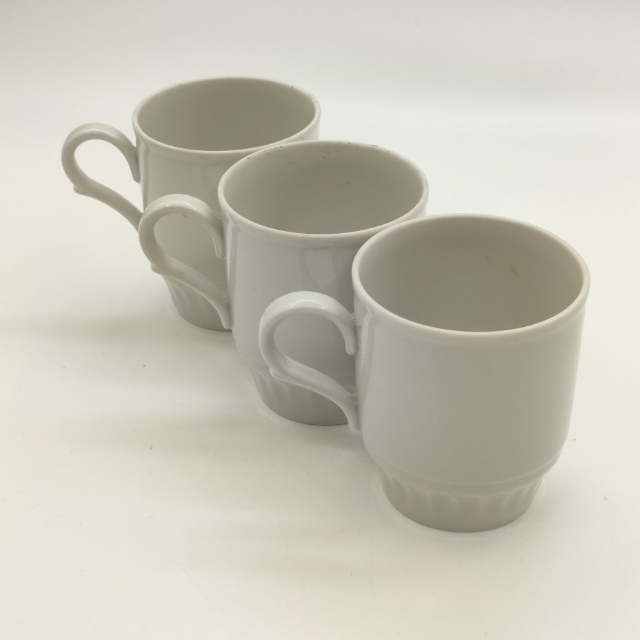 Набор из 3-х чашек с цветочным декором, фарфор, деколь, Дулевский фарфоровый завод (Дулёво), Российская Федерация, 1990 г.