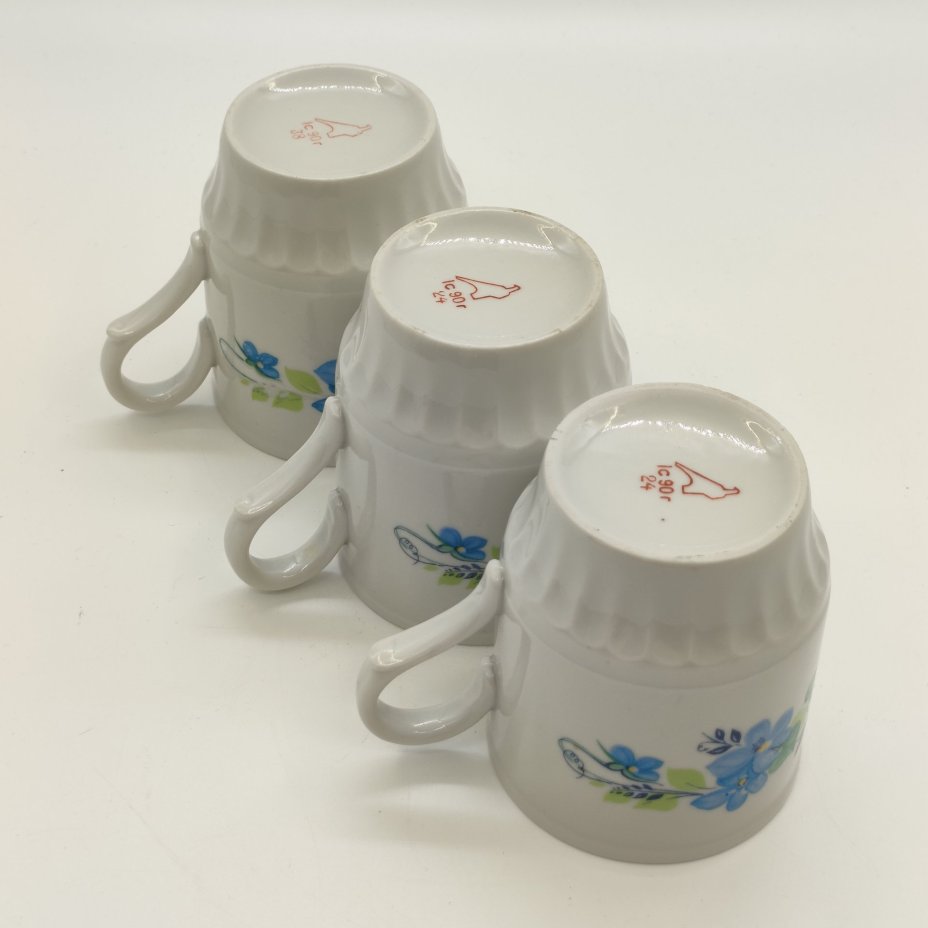 Набор из 3-х чашек с цветочным декором, фарфор, деколь, Дулевский фарфоровый завод (Дулёво), Российская Федерация, 1990 г.