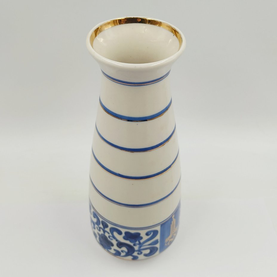 Ваза с растительным декором и олимпийской символикой, фарфор, роспись, золочение, Бронницкий завод фарфоровых изделий «Возрождение», СССР, 1980 г.