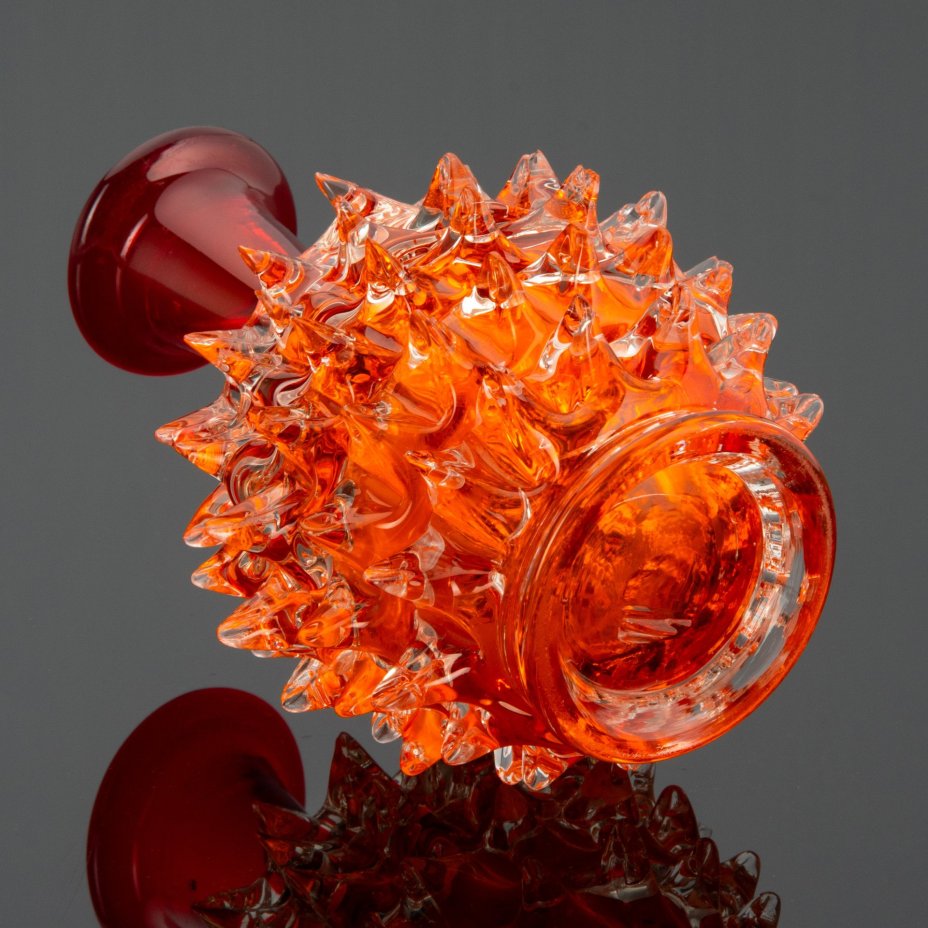 Миниатюрная ваза украшенная игольчатым декором (hobnail)
