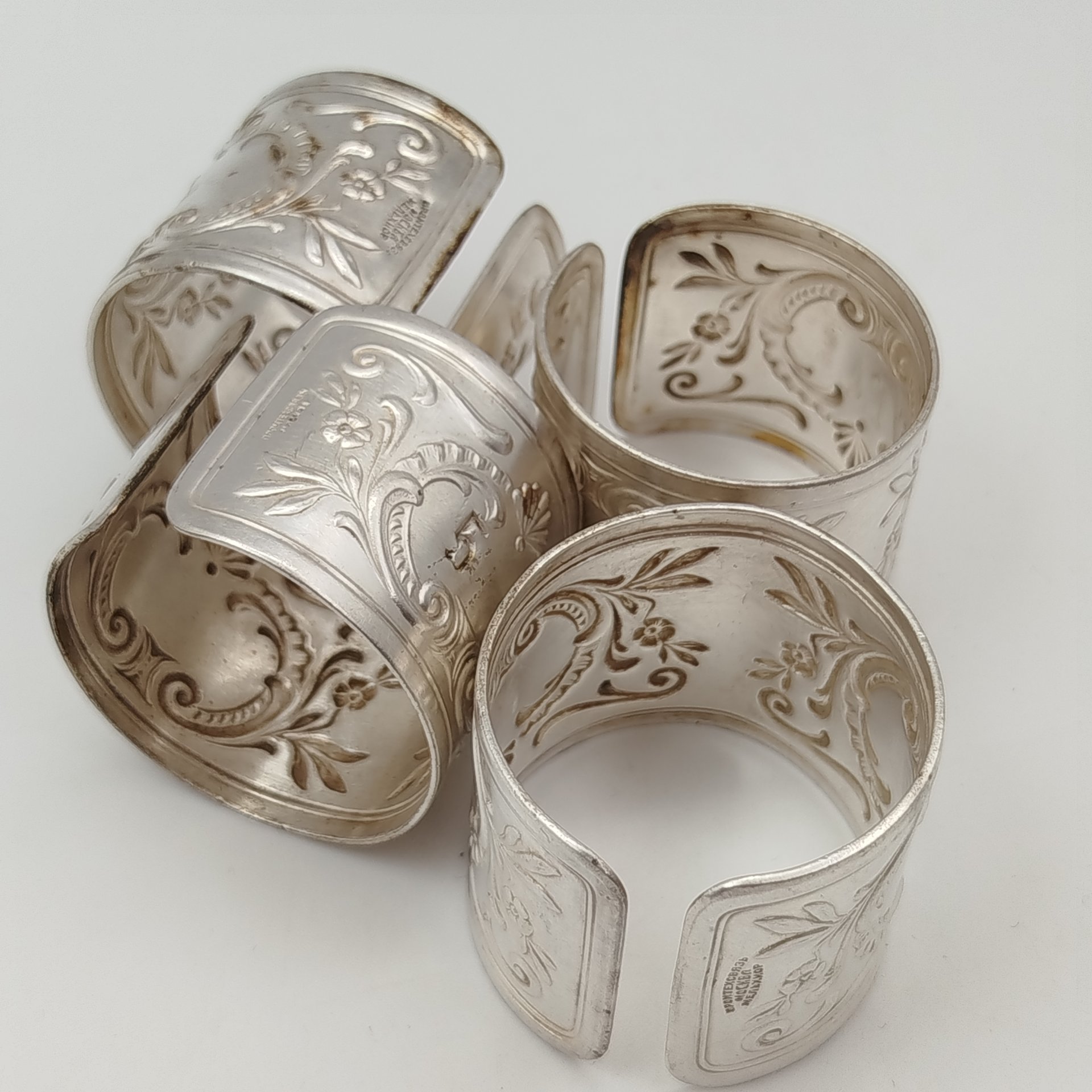 Набор колец для салфеток на 6 персон