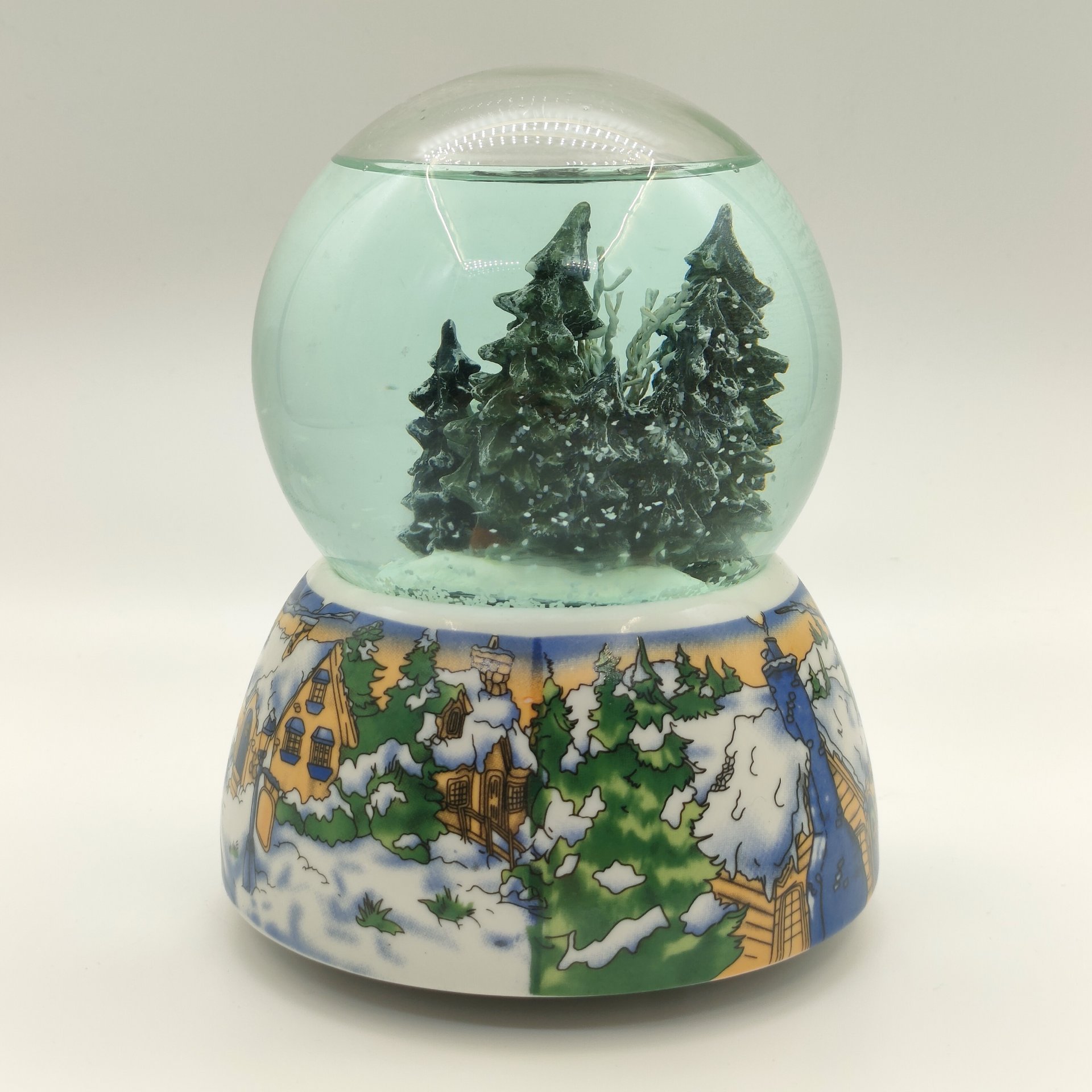 Шар музыкальный "Зима", фарфор, деколь, металл, пластик, стекло, Российская Федерация, 2000-2015 гг.