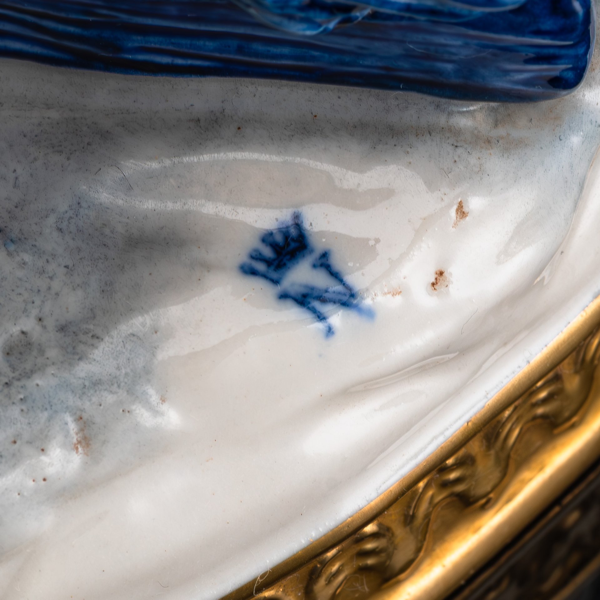 Статуэтка "В зимний вечер у огня", Sandizell Hoffner & Cо, фарфор, роспись, золочение, Германия, 1960-1970 гг.