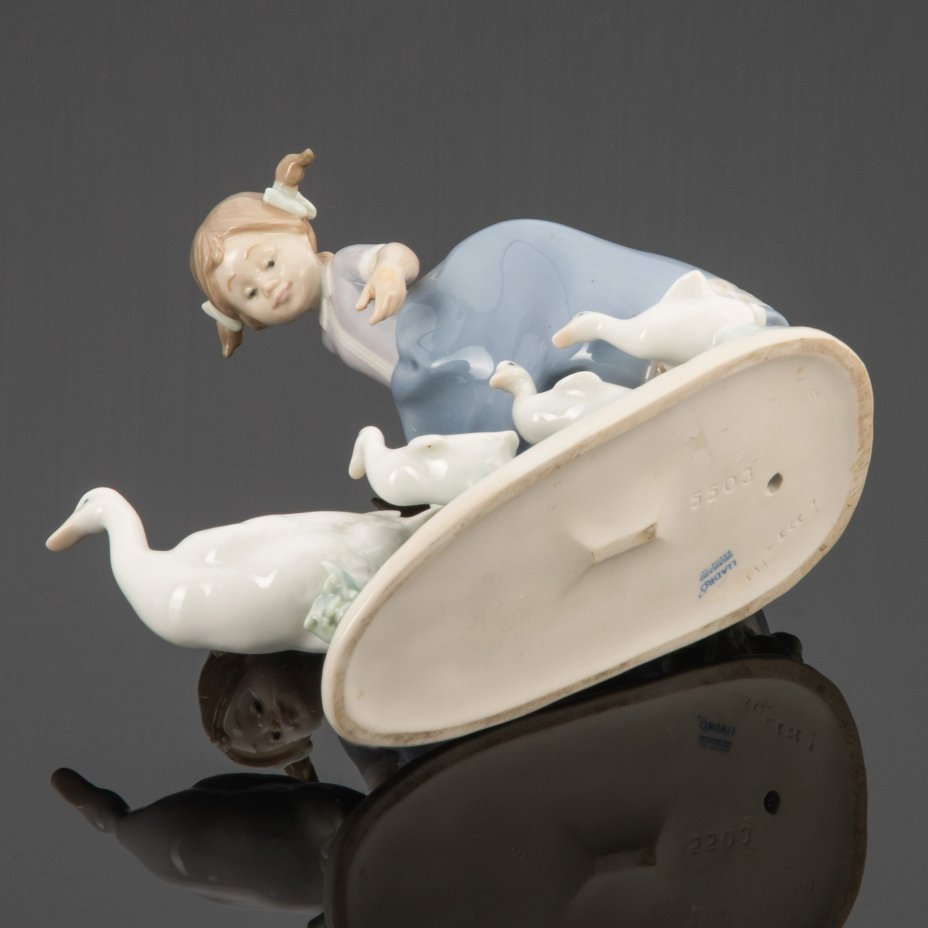 Статуэтка "Девочка пасет гусей", Lladro