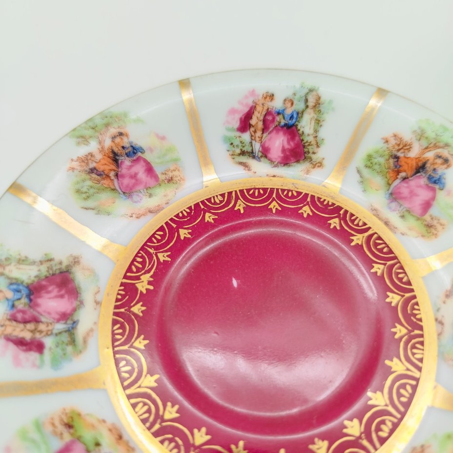 Пара кофейная, украшенная галантными сценами