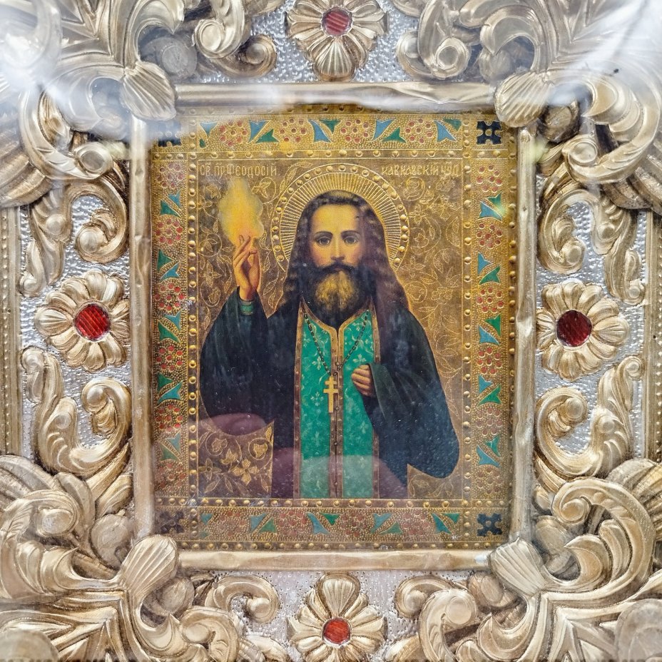 Икона "Святой Феодосий Кавказский" в киоте