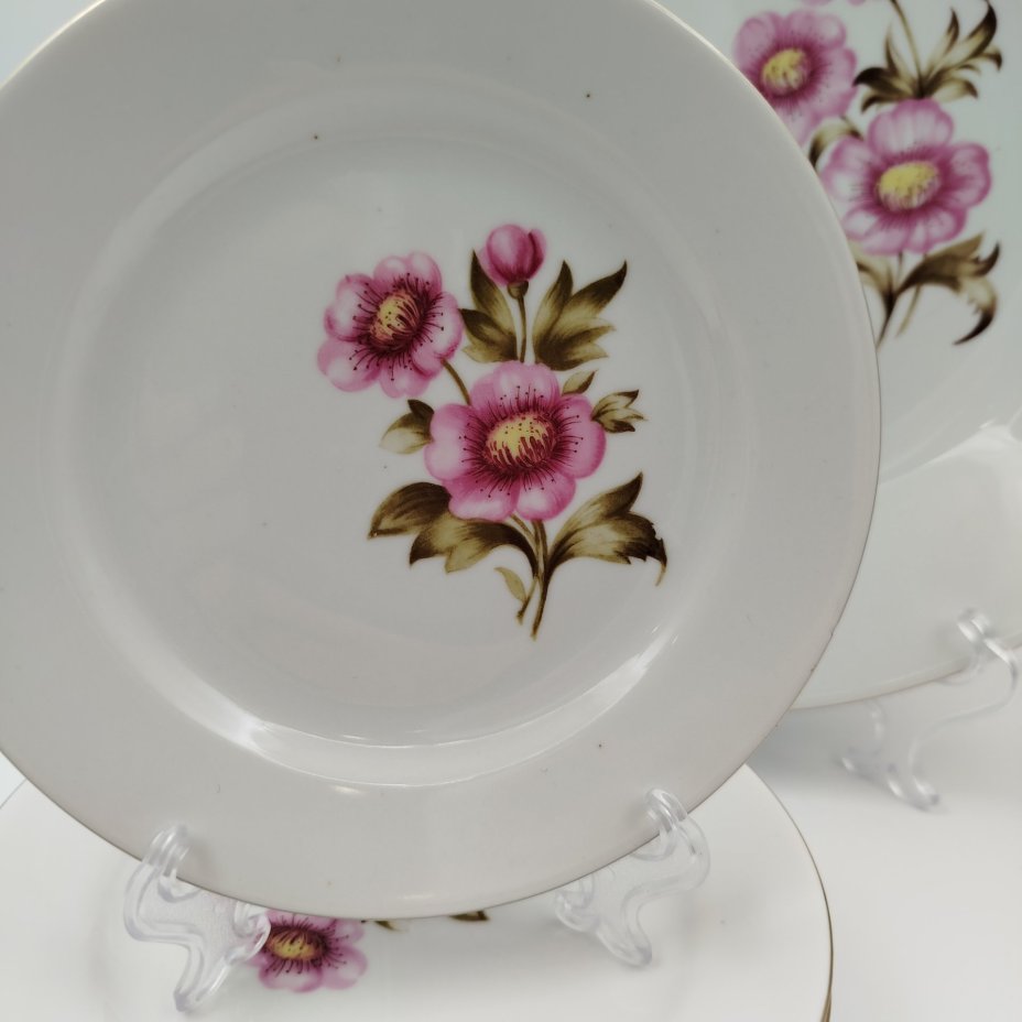 Комплект для подачи десерта, украшенные цветочным декором, (Блюдо и 6 десертных тарелок), фарфор, деколь, золочение, Kahla, Германия, 1970-1990 гг.