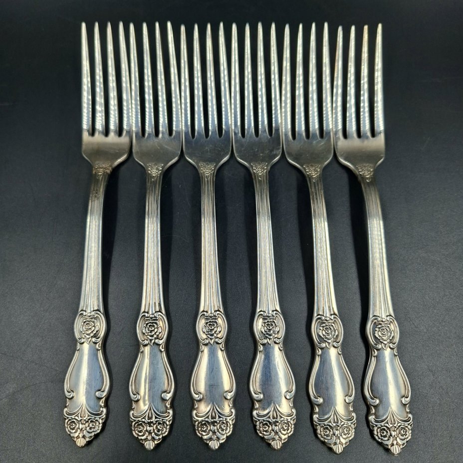 Набор из шести обеденных вилок "Серебряная роза", мНЦ (медь-никель-цинк), Кольчугинский завод цветных металлов, СССР, 1970-1990 гг.