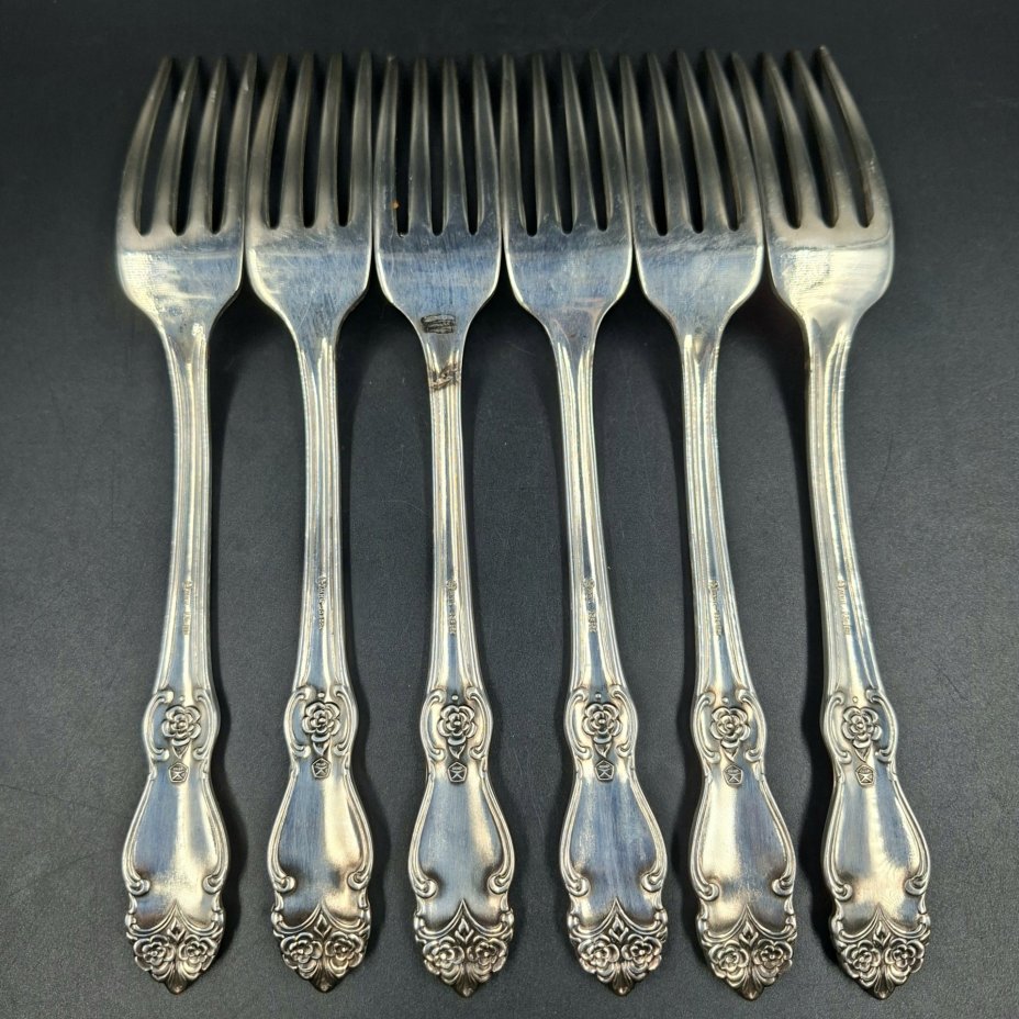 Набор из шести обеденных вилок "Серебряная роза", мНЦ (медь-никель-цинк), Кольчугинский завод цветных металлов, СССР, 1970-1990 гг.
