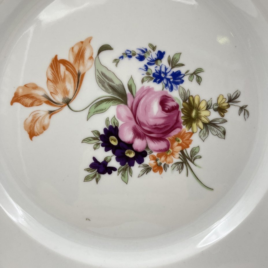 Набор из шести обеденных тарелок с цветочным декором, фарфор, деколь, золочение, Bohemia (Neurohlau), Чехословакия, 1970-1990 гг.