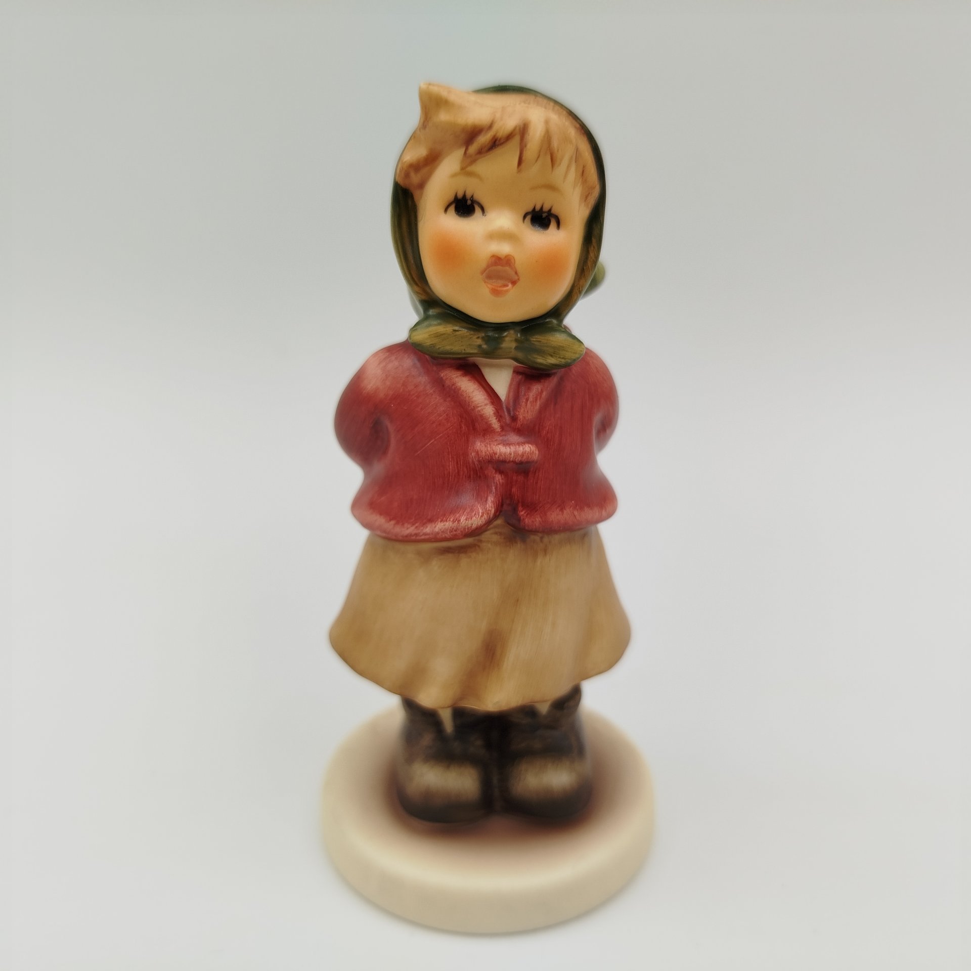 Статуэтка "Чиста как колокольчик",  M.I. Hummel  Membership, фарфор, роспись, Goebel, Германия, 2004-2005 гг., Goebel