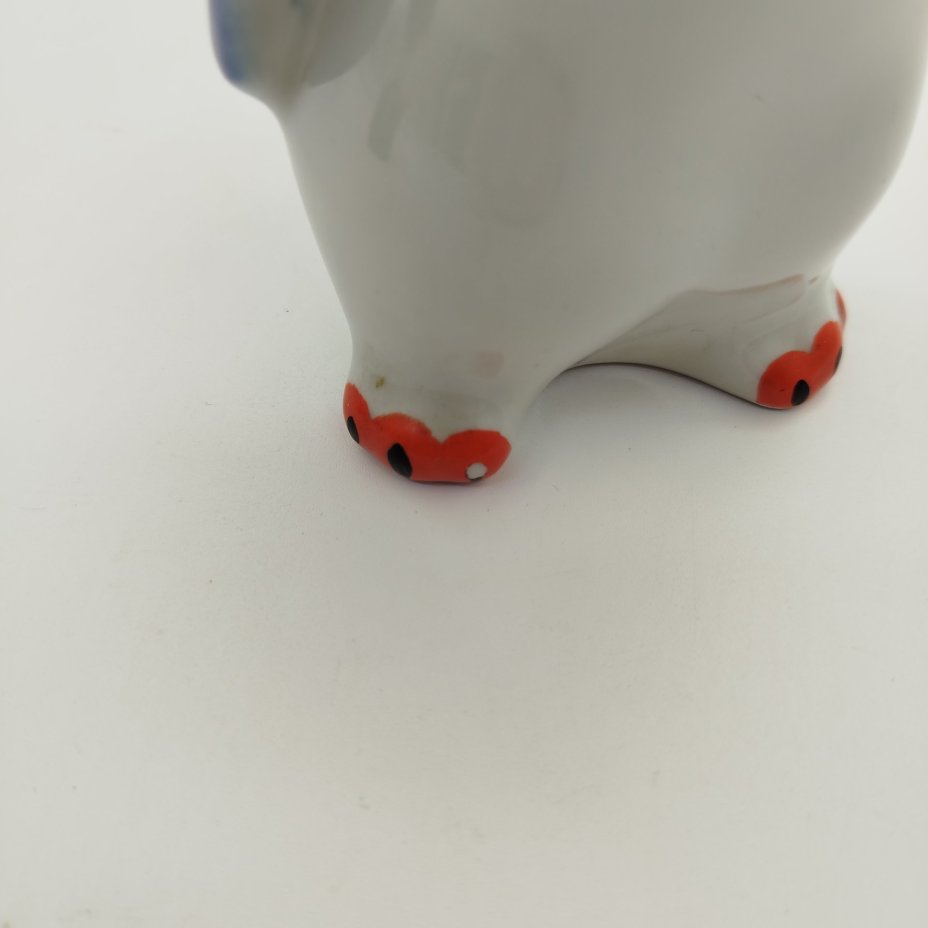 Штоф "Пингвин", скульптор Н.А. Кольцов, фарфор, крытье кобальтом, роспись, Ленинградский фарфоровый завод (ЛФЗ), СССР, 1950-1970 гг.