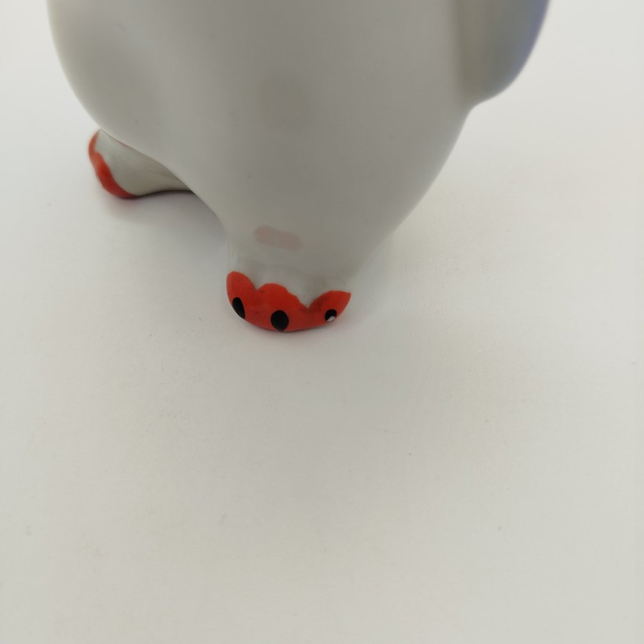 Штоф "Пингвин", скульптор Н.А. Кольцов, фарфор, крытье кобальтом, роспись, Ленинградский фарфоровый завод (ЛФЗ), СССР, 1950-1970 гг.