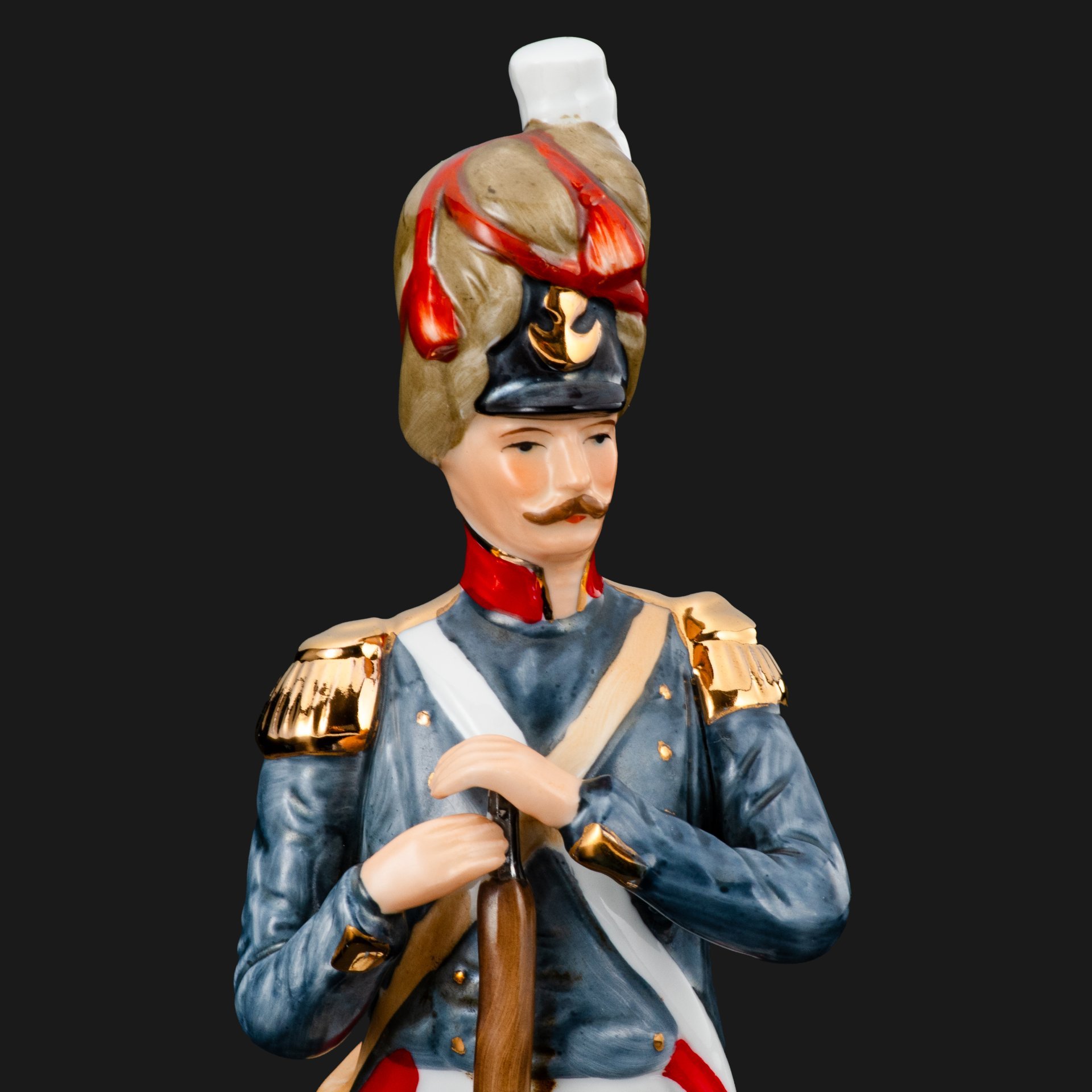 Статуэтка гренадёра гвардии из серии "Армия Наполеона" (Grenadier de la Garde)