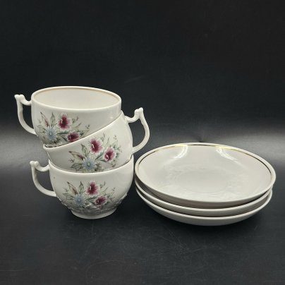 Набор из трех чайных пар с цветочным декором, фарфор, деколь, золочение, Дмитровский фарфоровый завод (ДФЗ Вербилки), СССР, 1965-1990 гг.