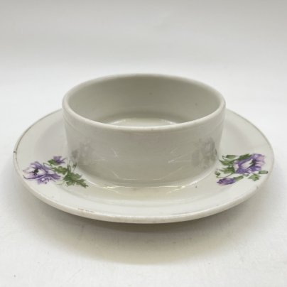 Соусник (масленка) с флоральным декором, фарфор, деколь, золочение, Дулевский фарфоровый завод (Дулёво), СССР, 1930-1952 гг.