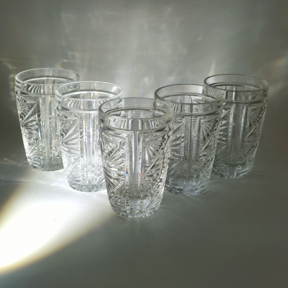 Набор из 5-ти стаканов с геометрическим декором