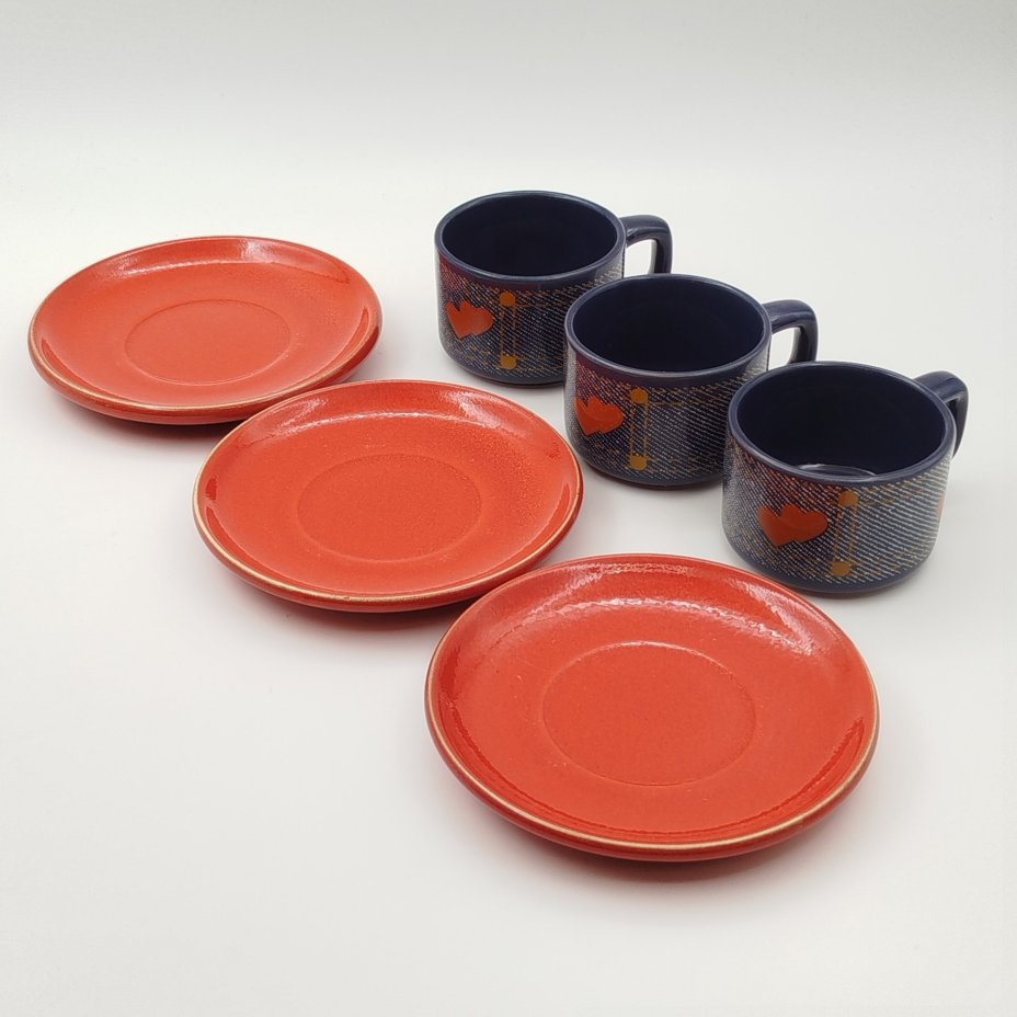 Набор из 3-х кофейных пар с декором в виде сердец, керамика, деколь, KIL, Югославия, 1980-1990 гг.