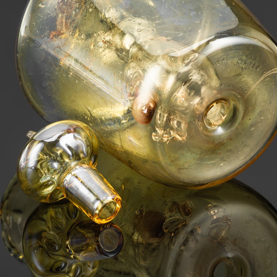 Графин "Напиться до чертиков" с медведем в бутылке