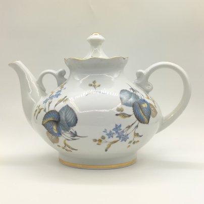 Чайник доливной с растительным декором, фарфор, деколь, золочение, Добрушский фарфоровый завод, СССР, 1978-1991 гг.