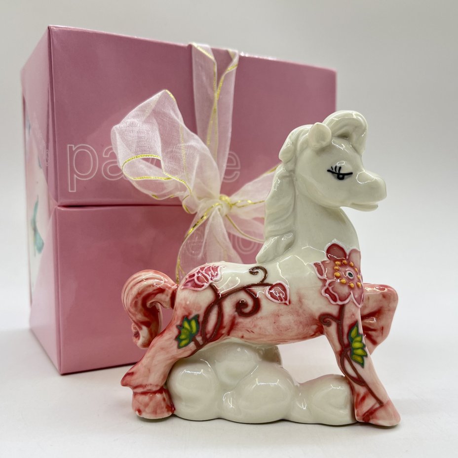 Статуэтка "Лошадь-Грация", фарфор, Pavone, Италия, 2024 г.