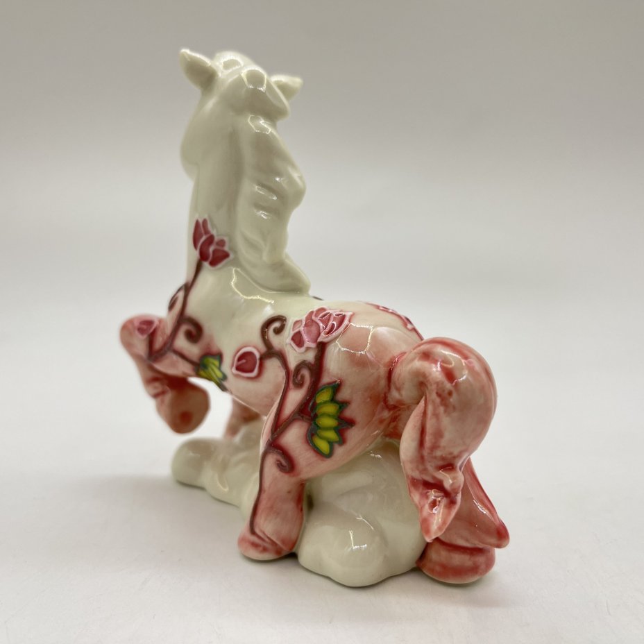 Статуэтка "Лошадь-Грация", фарфор, Pavone, Италия, 2024 г.