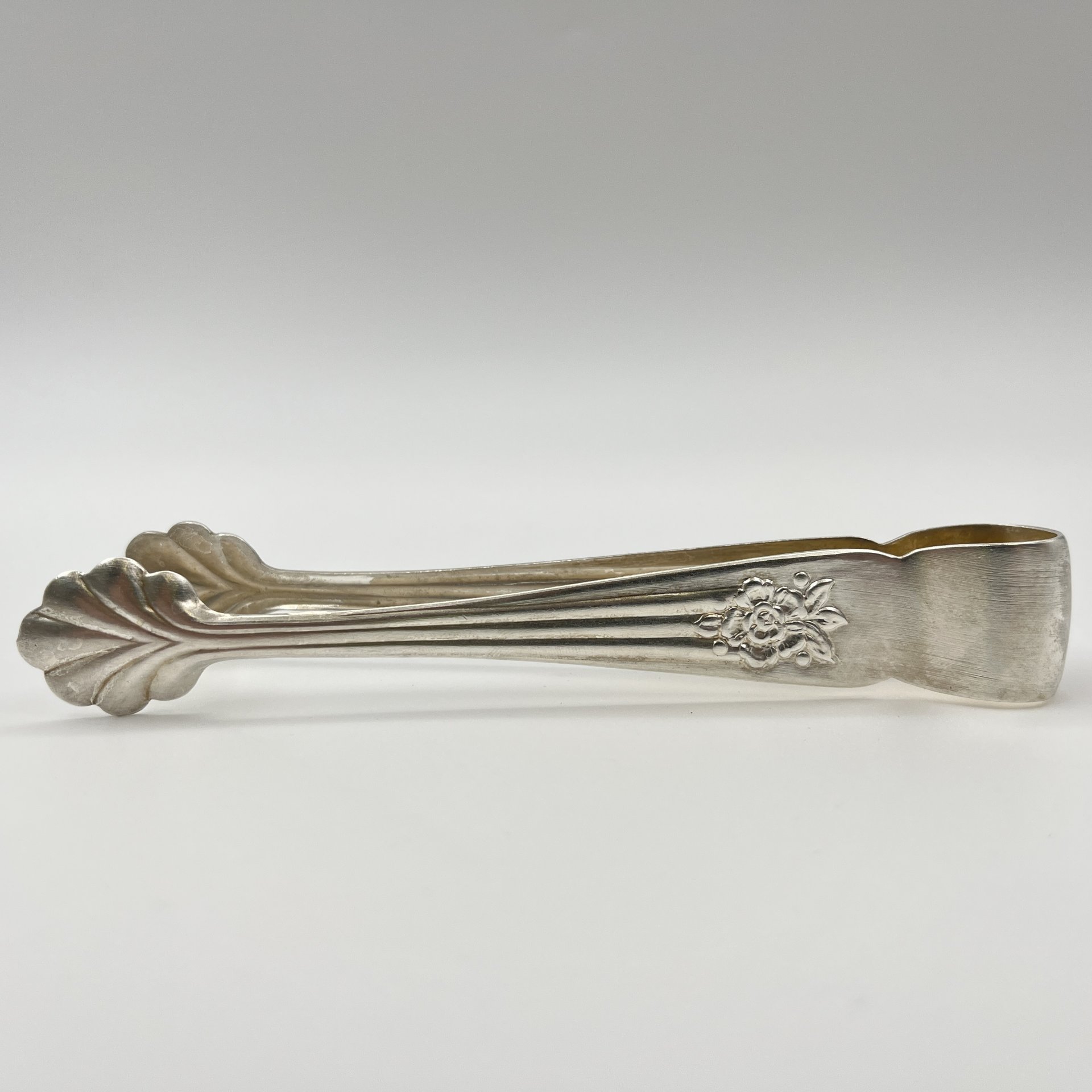 Щипцы для сахара  "Серебряная роза", мНЦ (медь-никель-цинк), Кольчугинский завод цветных металлов, СССР, 1960-1990 гг.